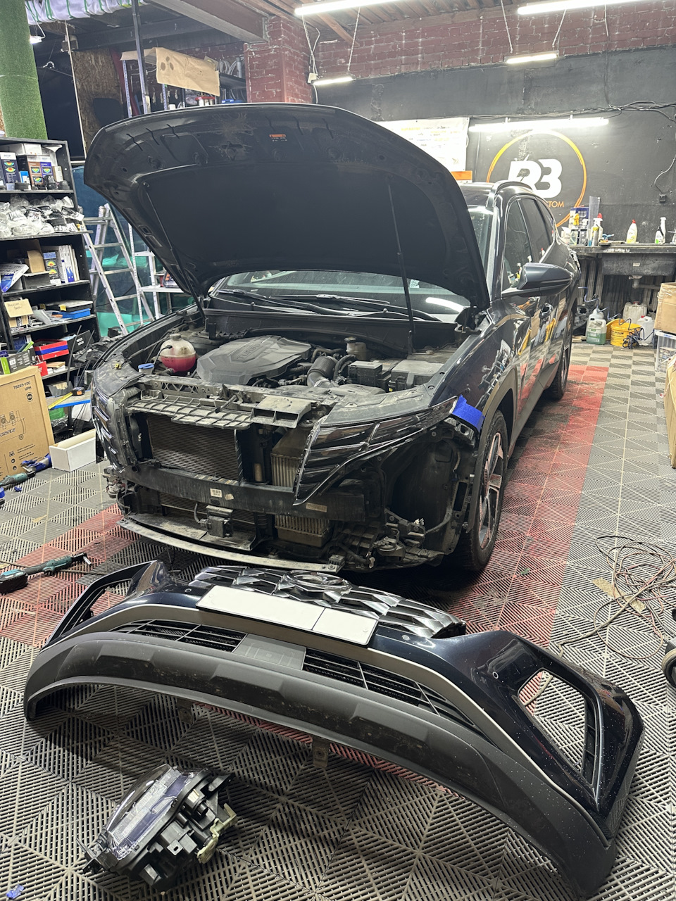 Hyundai Tucson — Светодиодные линзы MTF MaxBeam